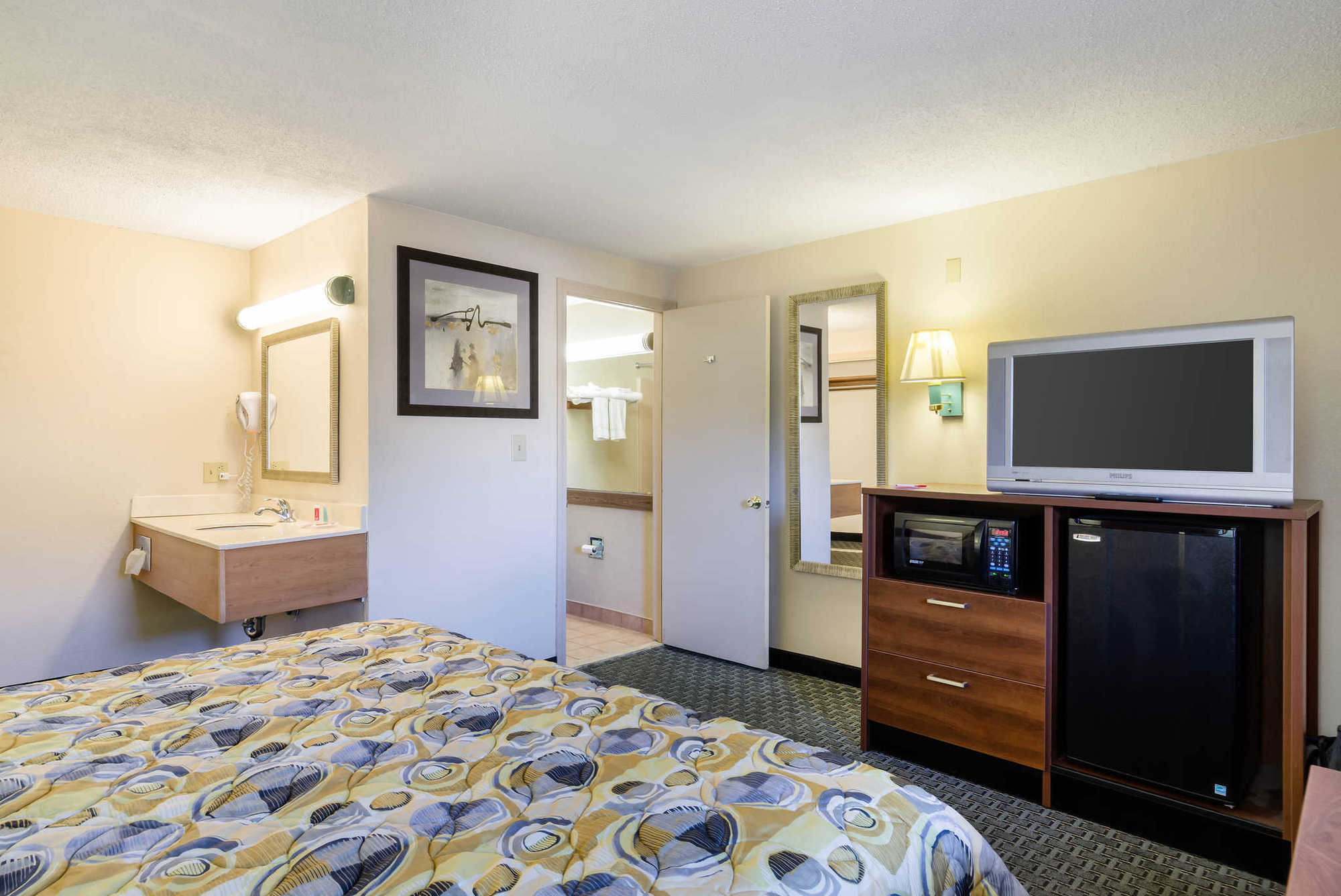 Econo Lodge West Springfield Habitación foto