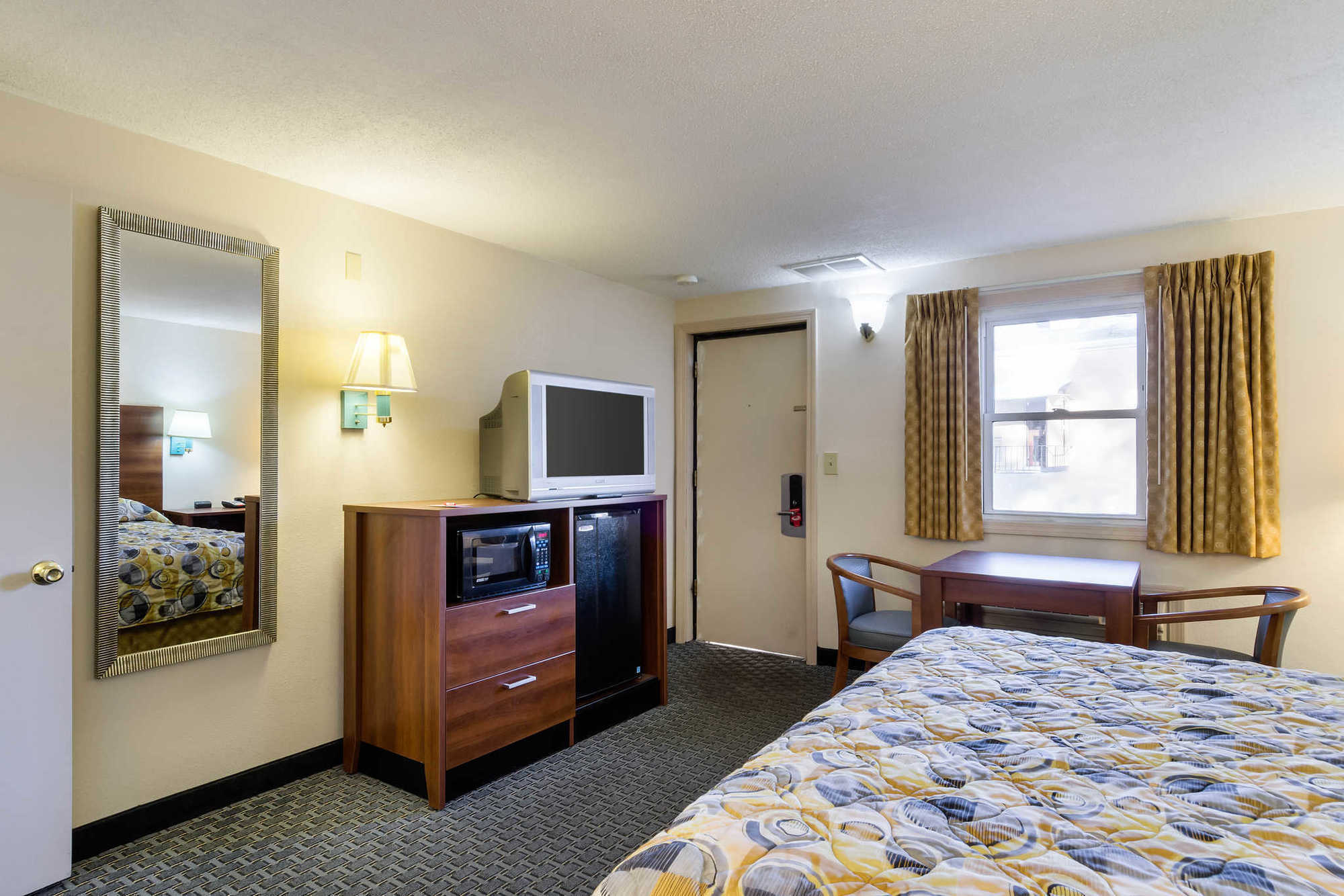 Econo Lodge West Springfield Habitación foto